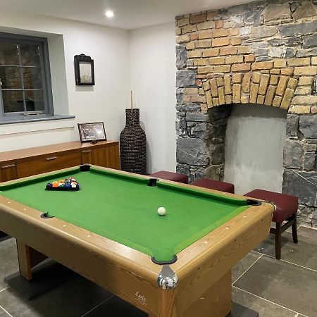 Old Dublin 'Four Sisters' Villa ภายนอก รูปภาพ